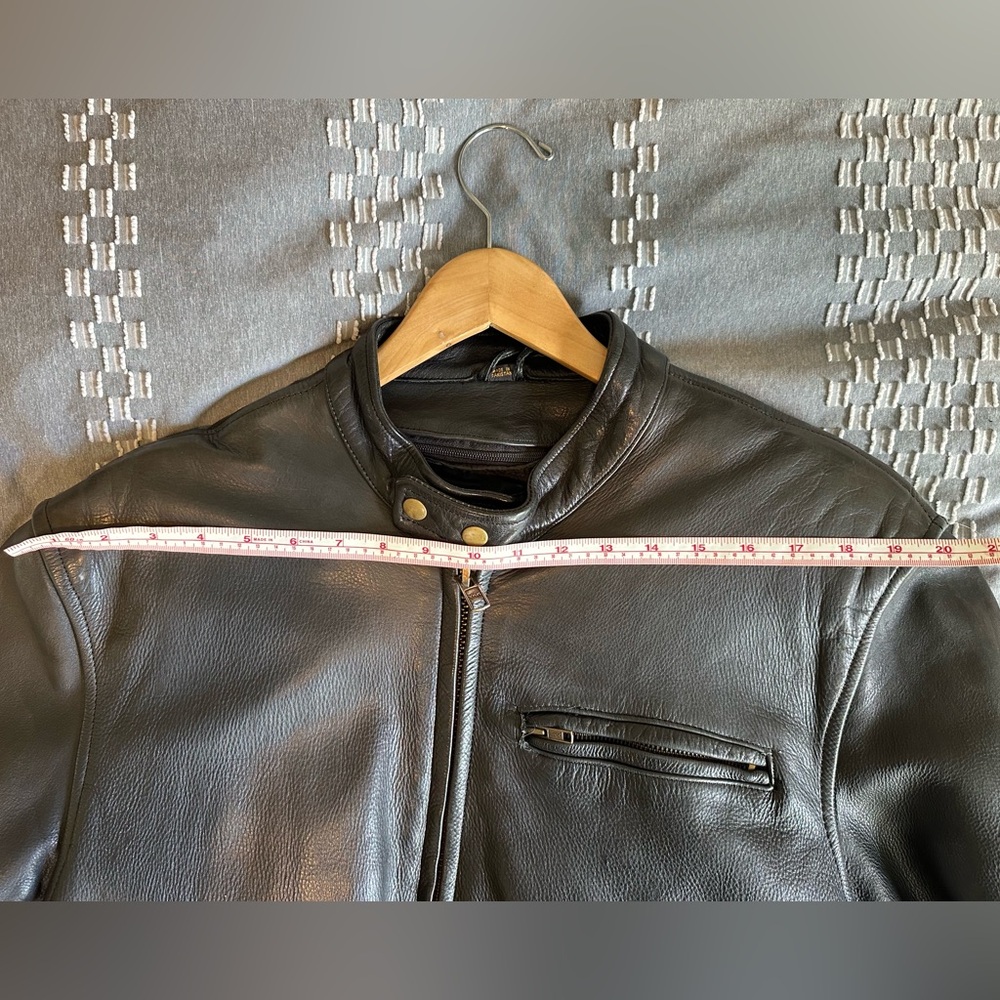 IK black Leather motorcycle jacket, in excellent condition, unisex size 48. - Picture 8 of 16